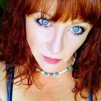 Lesley Payne - @LesleyP64652438 Twitter Profile Photo