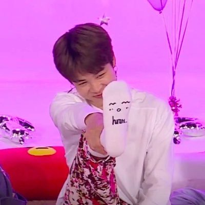 Mini_MinMiin's profile picture. You and I, best moment is yet to come 💜