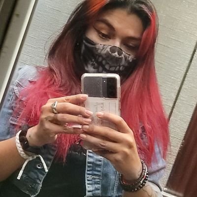 chivy_86's profile picture. Just a girl,standing in front of a Tuesday, asking for a Friday.🧜🏽‍♀♌cashapp: $Chivy86🤞🏽🕵🏽‍♀Urban Explorer🎒👻Horror Lover 🖤🏚Abandoned Photographer📷