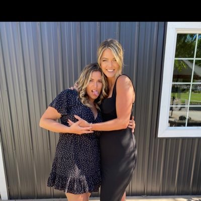 Mirandalang33's profile picture. 