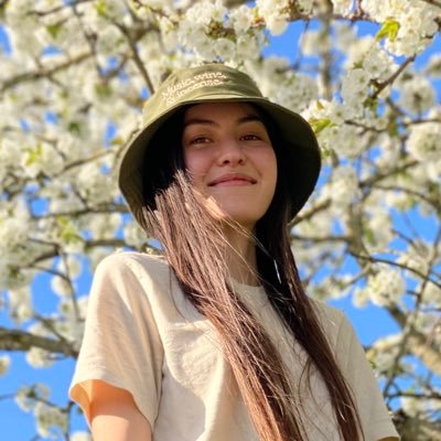 haleymika's profile picture. I smoke greens and design things ✨