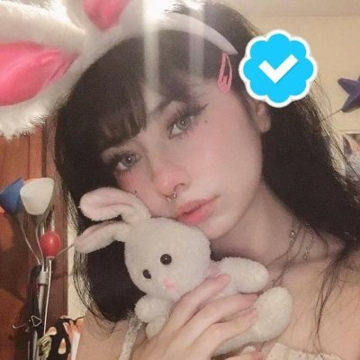 hudawunt's profile picture. 