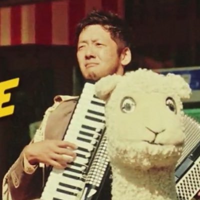 ピアノ弾いてます。キーボードそして時々編曲。炭酸中毒、ハラミ野郎。森山直太朗、倖田來未、BoA、SHINee、岡本真夜、後藤真希、Ms.OOJA、美川憲一（敬称略）ほか Instagram⇨https://t.co/XW1jKb2WKF