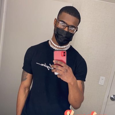 Ambition incarnate. Alumni of EIU. Personal Trainer, B.S. Kinesiology Exercise Science