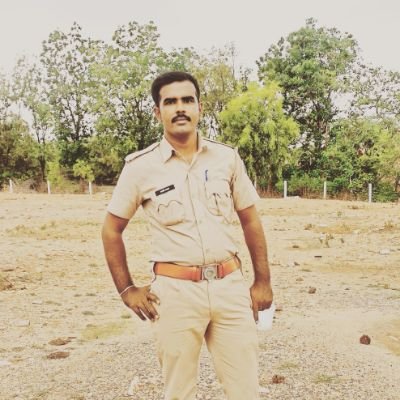 जिंदगी में हमेशा खुश 😊 रहे
समस्याएं अपने आप समाप्त हो जायेगी
खुद को कभी अकेला मत रखो
जहाँ रहो उस माहौल में ढल जाए
छोटी छोटी बातों में आनन्द ले
