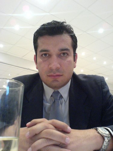 Arq. Constructor de ideas, Vuelo alto, Camino tranquilo, «Aequam memento rebus in arduis servare mentem»