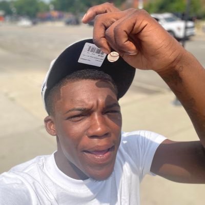 Chicago music artist #unsigned 📝🖤LL2hot🔥LLLeek4