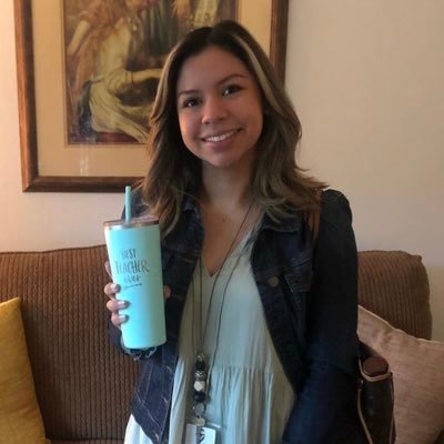 MsRossTeaches's profile picture. Second Grade🍎✏️