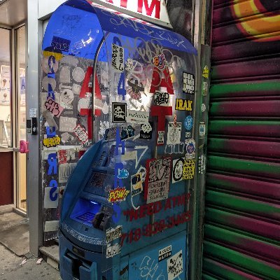 diskulls's profile picture. This is where I go to dive into the black hole that is crypto.