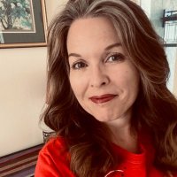Rachael (sometimes SaaSy) Anne (@swimflythrive) 's Twitter Profile