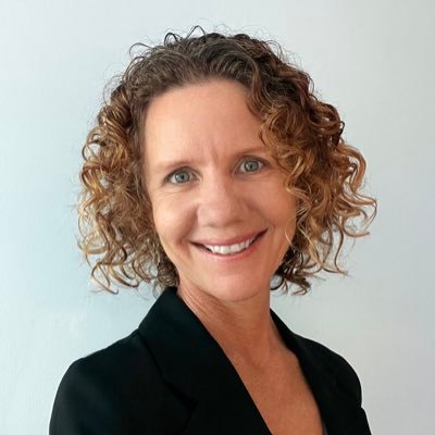 She/her. School Principal @UNIS_Hanoi. Learner. Teacher. Thinker. Dreamer. Changemaker. SDG Global Goalkeeper. 🇳🇿 🇦🇺 🇬🇧🇨🇴 🇮🇳🇦🇪🇻🇳