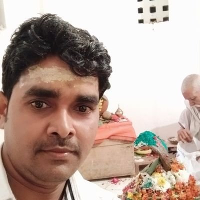 RajjanDwivedi19's profile picture. 