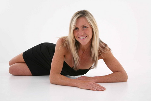 nikkilovefit123's profile picture. To keep up to date on twitter with my adventrues, click on the link below as I've had a move about 🙂