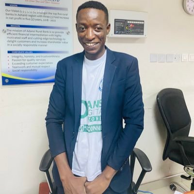 Blogger @ghmailonline.com | Chelsea FC | open to new friends. Retweets not endorsement.