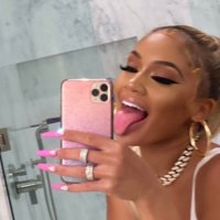Angelina JoLee (@mzprettymask) 's Twitter Profile