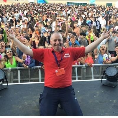 autism-dad, #Foróige volunteer. I'm livin the life, & loving the music. Look, don't take my tweets too seriously.