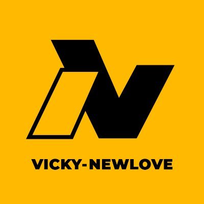 Entrepreneur | Digital Marketing Specialist | Web Developer | Creative Director | Copywriter | Gospel Minister. WhatsApp: +233262744997