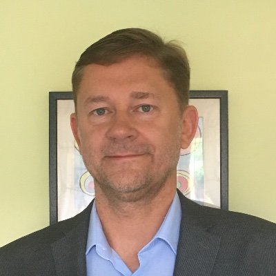 Husband, dad, chess player #chesspunks .
Financial Services professional.