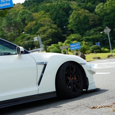 rnosango's profile picture. GT-R海苔→餅。無言フォロー大歓迎🙆‍♀️無言フォロー失礼します🙏車に限らず、色々と忘れた頃たま〜につぶやきます🤣