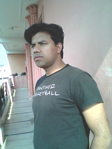 amitkr143's profile picture. 