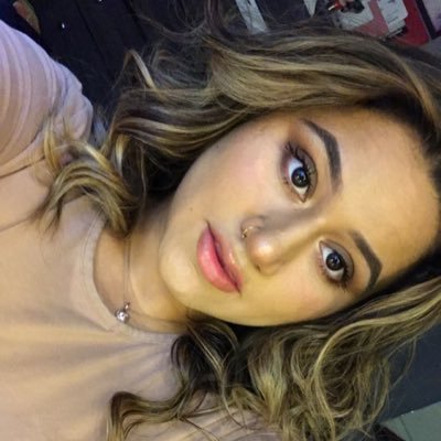 ajmoonchildv's profile picture. mom