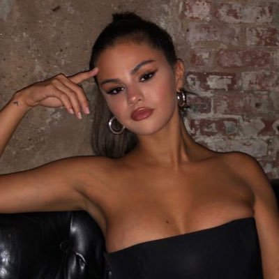 oneloveselenaa Profile Picture