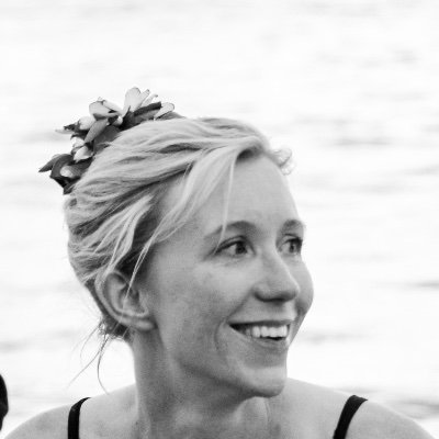 EllisonWeary's profile picture. Christian, Wife, Homeschool Mom of 3 🇺🇸✝️