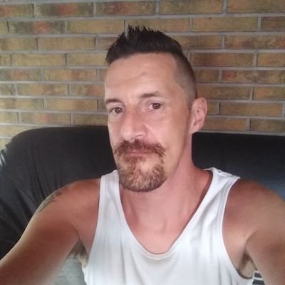 VanvilthovenJim's profile picture. Homme 42 ans en couple