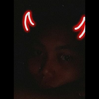 NuriskaFitriani's profile picture. Love yourself💜