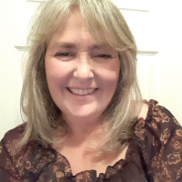 Tina Britton - @TinaBri21948397 Twitter Profile Photo