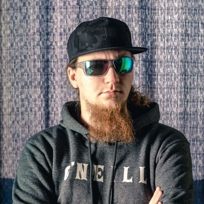 ◀️ Dɪsᴇɴ̃ᴏ ʏ Fᴏᴛᴏɢʀᴀғɪ́ᴀ. Bici o Longboard. Soy malo conversando. Me aburro fácil. No me hagan esperar.
https://t.co/d6bMix5s8L