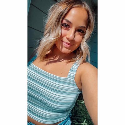 LaurenCox8's profile picture. 