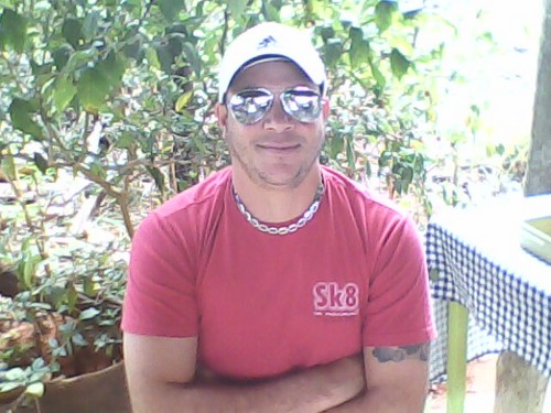 gatodebotas21's profile picture. Quase no ponto ,muito social ,animal dócil e de facil convivio,romantico,alegre ,simpatia pura, tst,apaixonado por alguém quem sabe é vc .