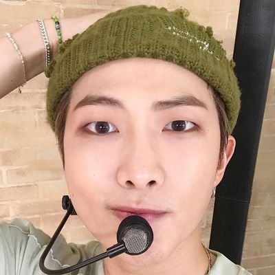 pkjminfly's profile picture. ㅤ ㅤ         𖥻 彼 ᶻᶻᶻ ›› thinking about bangchan 💭 ! ... 24/7       ele / ela