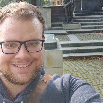 ChrisGoldapp's profile picture. Cowboy 🤠, Eisriese 🥶, Informatiker 🐱‍💻 und Liberaler 💛🇪🇺🇩🇪🐎🐻 Niedersachse im bayerischen Exil