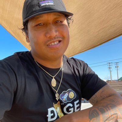 S. Korea Born, California raised. Logistics Manager with a diversity of investments. USAF VET, Avid Fisherman, outdoorsman. IG: HumpDeezy Snap: HumpDeezy