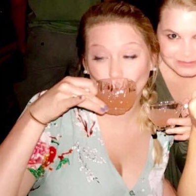 maddiemoo00oo's profile picture. thxy / thxm. cuomosexual. fond of fauci. bill gates is my lord and savior. epstein killed himself. 911 was an outside job. fierce like beyoncé.