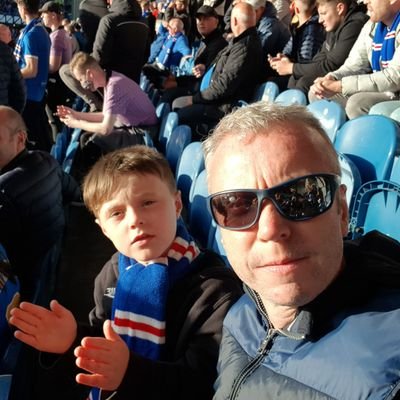 love my family,my dog & Glasgow Rangers fc