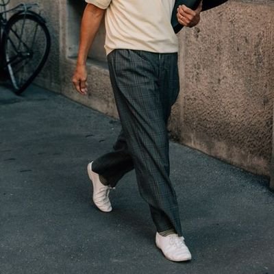 細々と活動中のアラフォー会社員/身長180cm⬆️です 高身長な人/口元綺麗な人🙆♂️です 未成年/ドタキャン/遅刻/たばこ/リスカ/地雷/量産はごめんなさい🙅♂️です