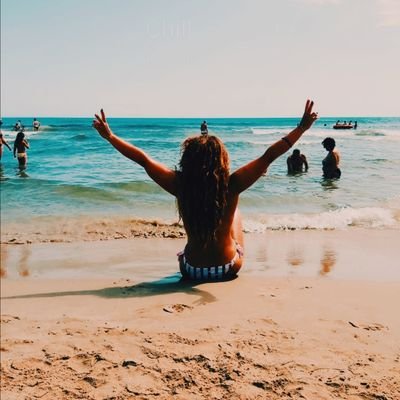 chinitas13's profile picture. 💙💯
Instagram: maria13villa