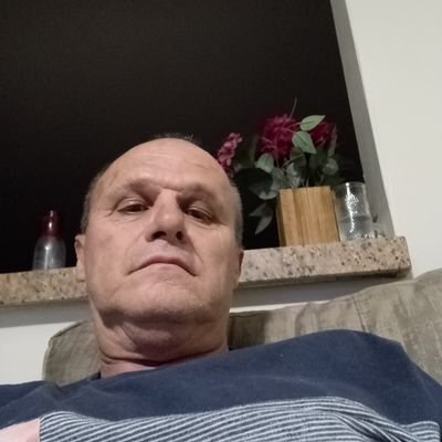 AiltonC01268521's profile picture. sou esquerda sempre