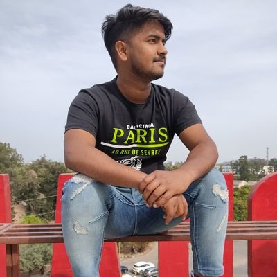 Rajat19131087's profile picture. @creativemind follow you