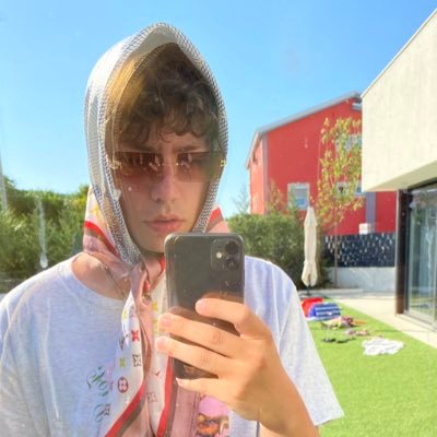 Junge Limette, Producer, Artist
Inquieries: https://t.co/0VJd8VR7M8.ad@gmail.com