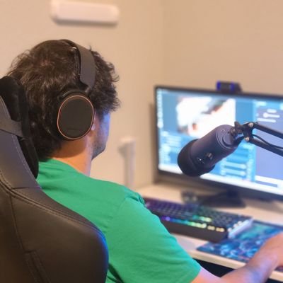 Husband | Father | Gamer | Sports fanatic | NCAA 14 streamer | https://t.co/OwvjDUgMAQ