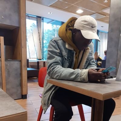 Michaeletandoh's profile picture. love my family