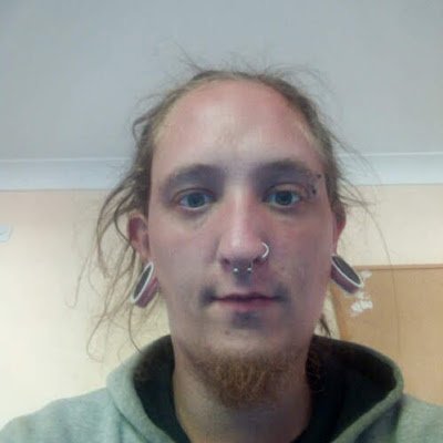 leesharkey11's profile picture. 