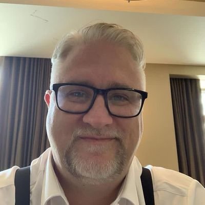 Greg_Macbay's profile picture. Be happy 😃