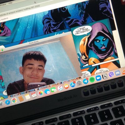 gorygeorgies's profile picture. unreliable narrator