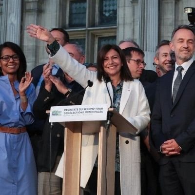 Ce compte soutient la candidature d’anne Hidalgo à la présidence française en 2022.