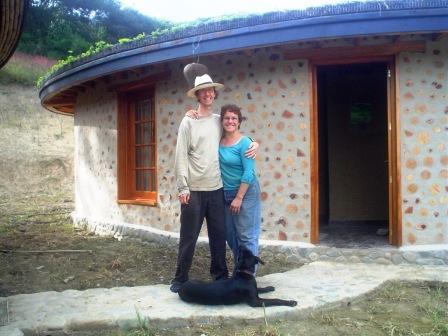 We live in Southern Ecuador on a beautiful organic farm and in a fully-functional eco home. We love compost! Just can´t get enough ...